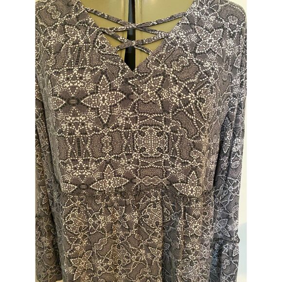 Lee Boho Long Bell Sleeve Pullover Top Size L - Picture 2 of 9